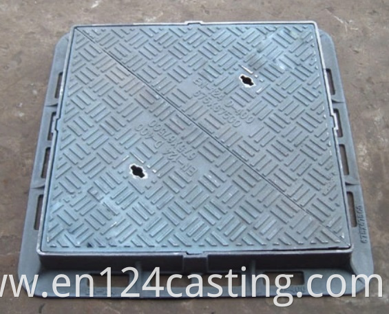 550x550 Square Manhole Cover D400